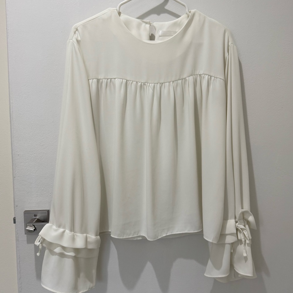 Indibrand Korean White Flowy Tie Sleeve Blouse Medium